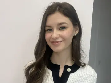 JenieHunter  live sex cam