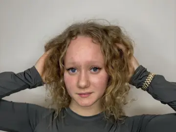 JoieBrunson  live sex cam