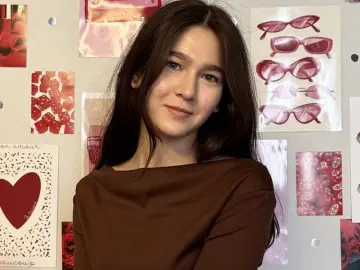 RhiannonStangel  live sex cam