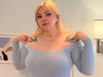 PoppyWolles  live sex cam