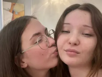 ShantaAndCorneli  live sex cam