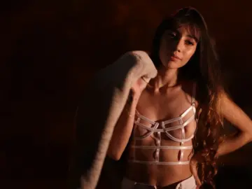 CataEvans  live sex cam