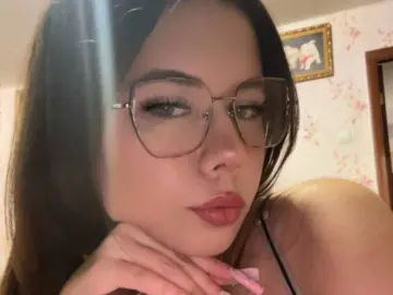 KasieHongeva  live sex cam