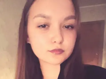 JulianeWadley  live sex cam