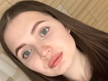 LauriMaynor  live sex cam