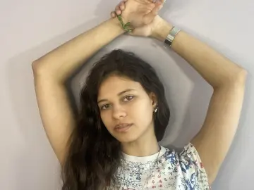 TaynaFreise  live sex cam
