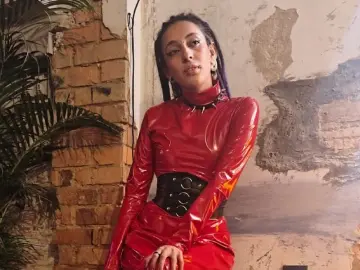 OriannaDunn  live sex cam