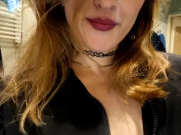 LilliSmell  live sex cam
