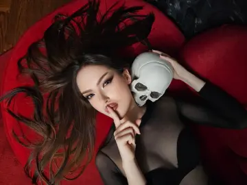 MillenaVoss  live sex cam