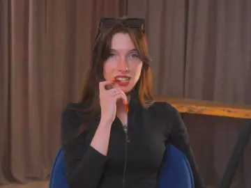 AshantiLussier  live sex cam