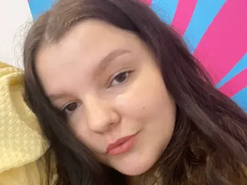 KimberlyKnight  live sex cam