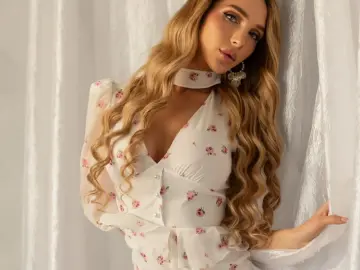 LuluBianco  live sex cam