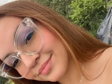 VannesaAlvernia  live sex cam