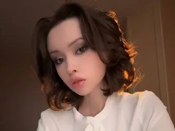 WillenaShake  live sex cam