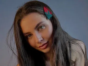 TinaFoxi  live sex cam