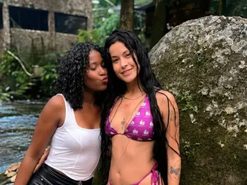 AnnaAndEmmy  live sex cam