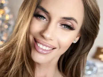 MichelleRouz  live sex cam