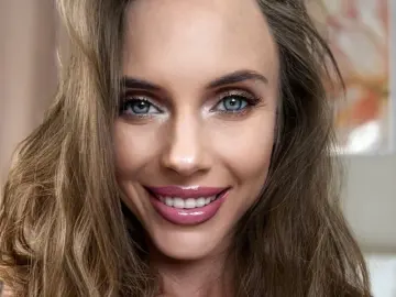 MichelleRouz  live sex cam