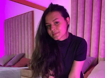 EmmaHylls  live sex cam