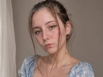 KatelynBolger  live sex cam