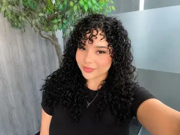 EmilyJune  live sex cam