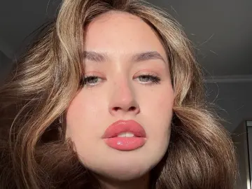 MarielleDefalco  live sex cam