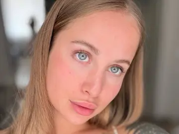 MickyBlush  live sex cam