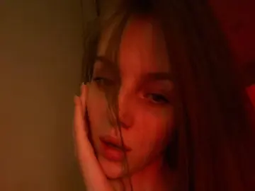 MillieBurnworth  live sex cam