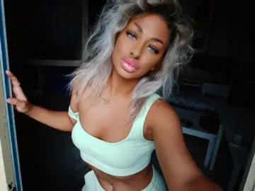VickyChase  live sex cam