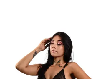 ClhoeKhalifa  live sex cam