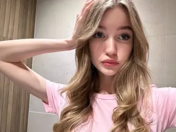 StephanieMeeter  live sex cam