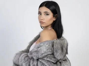 EmyDilucas  live sex cam