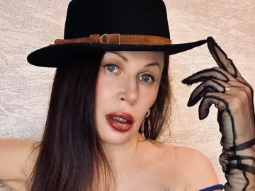 Marinaonebest  live sex cam