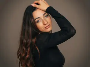 LorenneGold  live sex cam