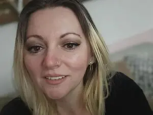 ErotikBabex  live sex cam