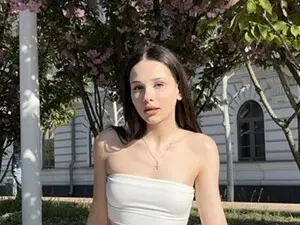 CarmenBody  live sex cam