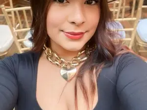 Shenoa  live sex cam