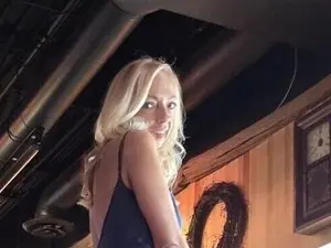 BaditaLuna  live sex cam