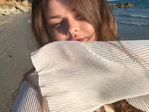 Eva__Kamenski  live sex cam