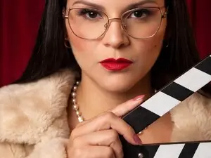 AlinaMilf_  live sex cam