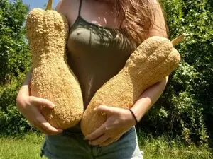 GirlOffGrid  live sex cam