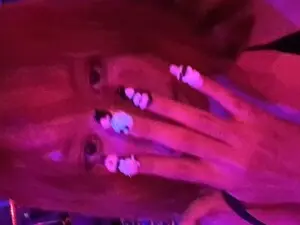 IUEzra22  live sex cam