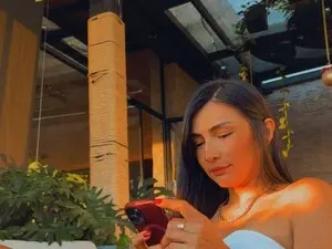 Conie_jones  live sex cam