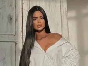 Melissa_7777  live sex cam