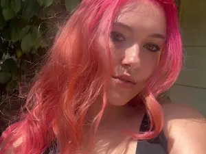 Vanessaplays  live sex cam
