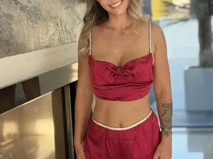 CassieMiles  live sex cam