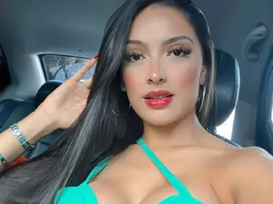 Elliesantos  live sex cam