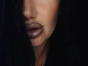 Goldenwitchx  live sex cam