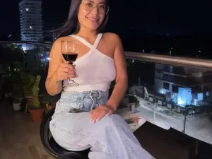 Amy_stiward  live sex cam