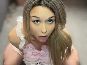 AbbieLunara  live sex cam